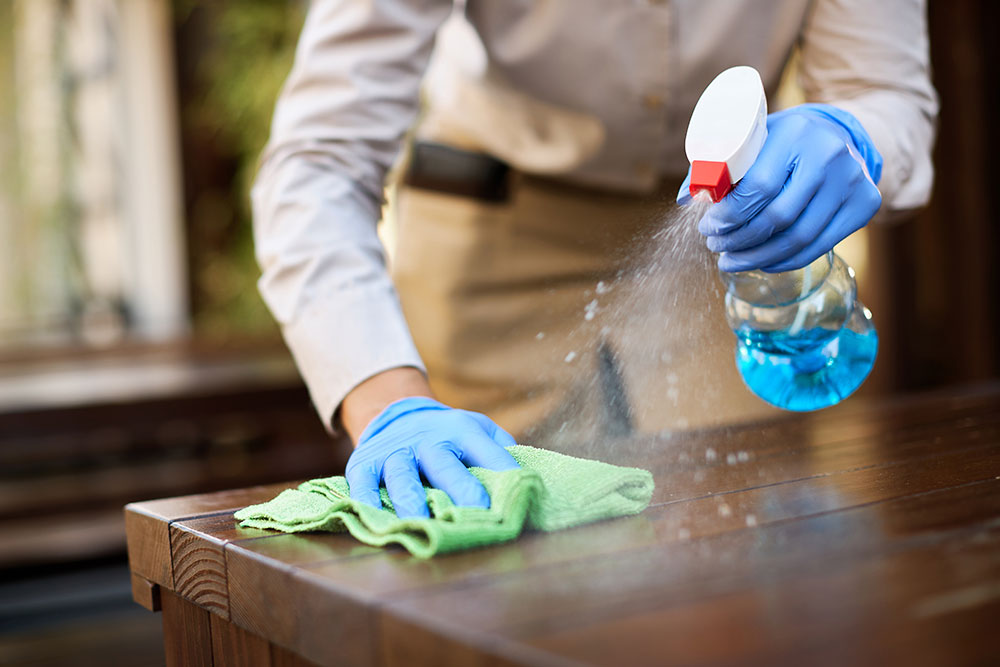 5 Reasons Why Hiring a Cleaner Saves You Time and Stress